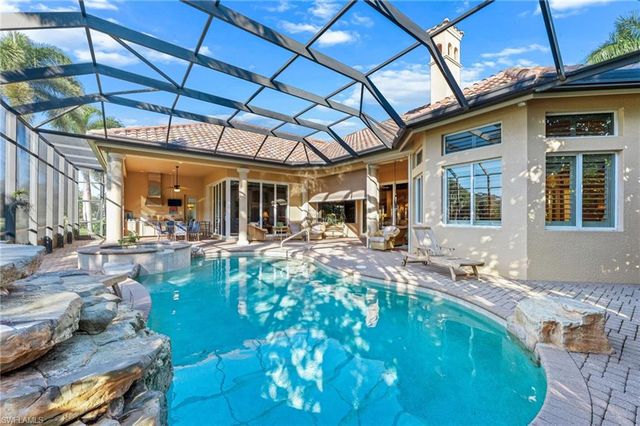 7615 Palmer CT, Naples, FL 34113