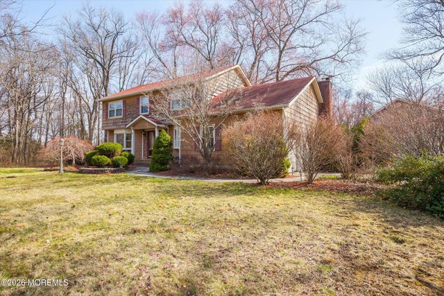 18 Warne Road, Matawan, NJ 07747