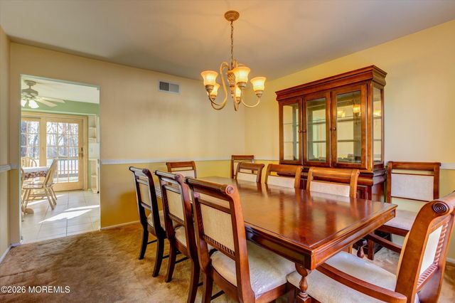 18 Warne Road, Matawan, NJ 07747