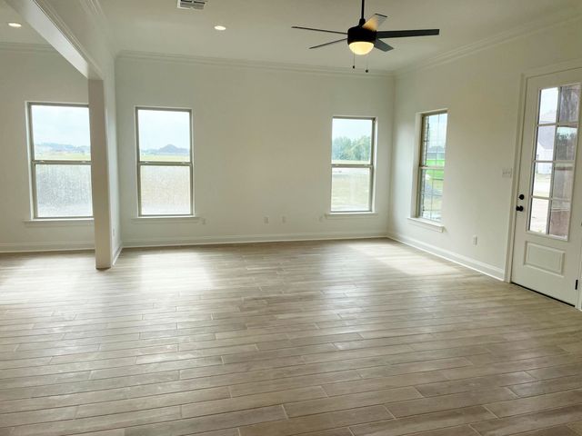 410 Rue Evangeline, Houma, LA 70364