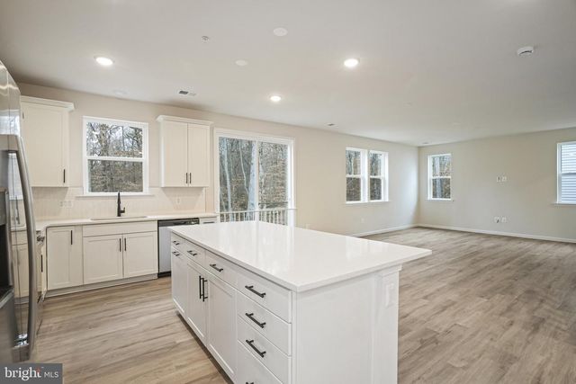 120 CATALPA DR, North East, MD 21901