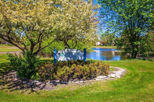 20740 Brook Park DRIVE, Brookfield, WI 53045