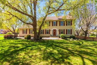 20740 Brook Park DRIVE, Brookfield, WI 53045