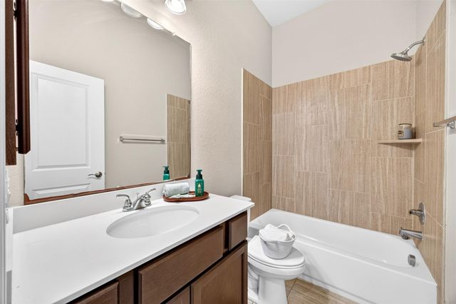 5126 Jibe Ho Lane, Manvel, TX 77578