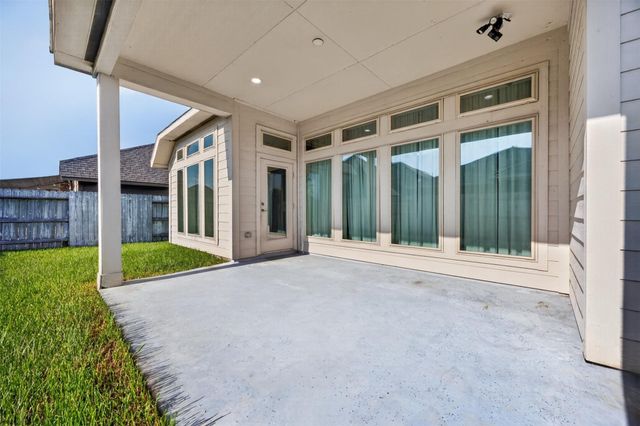 5126 Jibe Ho Lane, Manvel, TX 77578