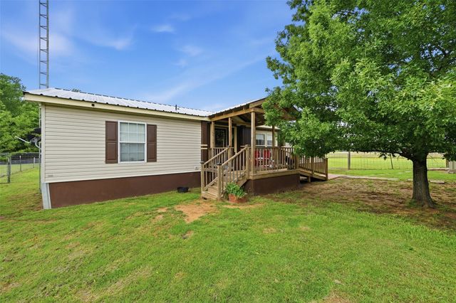 3517 Sandusky Road, Whitesboro, TX 76273