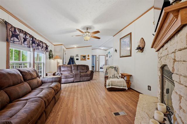 3517 Sandusky Road, Whitesboro, TX 76273