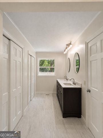 19 E Creekview Drive SW, Rome, GA 30165