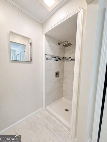 19 E Creekview Drive SW, Rome, GA 30165
