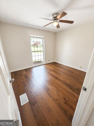 19 E Creekview Drive SW, Rome, GA 30165