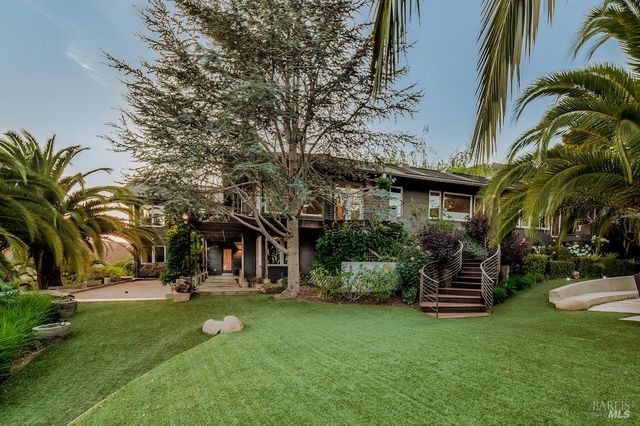 10 Morgan Ln, San Rafael, CA 94901