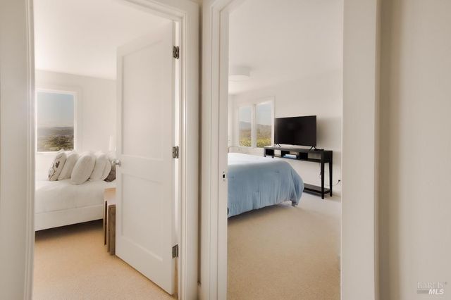 10 Morgan Ln, San Rafael, CA 94901