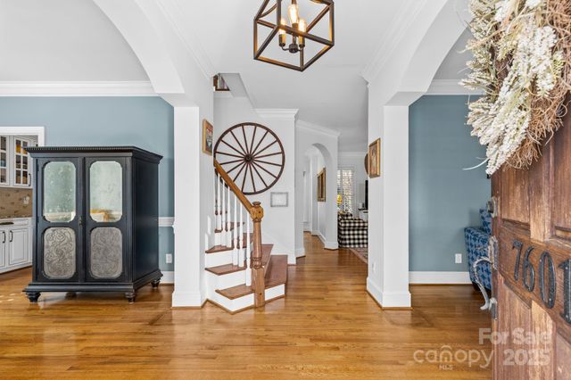 7601 Sharpthorne Place, Charlotte, NC 28270