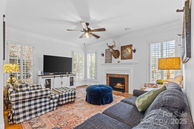 7601 Sharpthorne Place, Charlotte, NC 28270