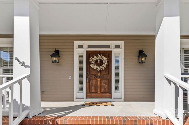 7601 Sharpthorne Place, Charlotte, NC 28270