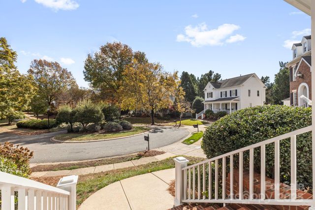 7601 Sharpthorne Place, Charlotte, NC 28270