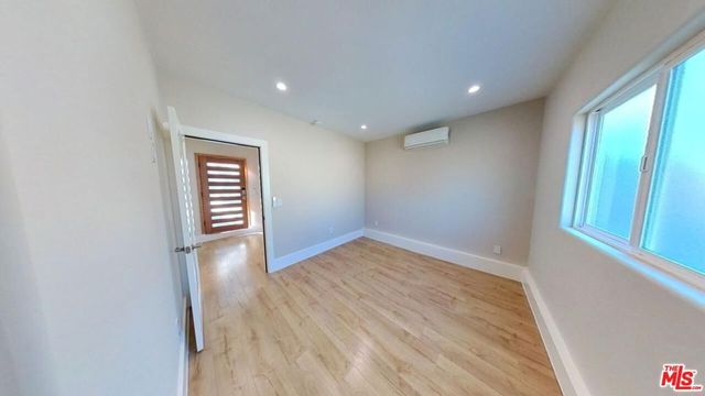 6440 Yarmouth Avenue, Reseda, CA 91335