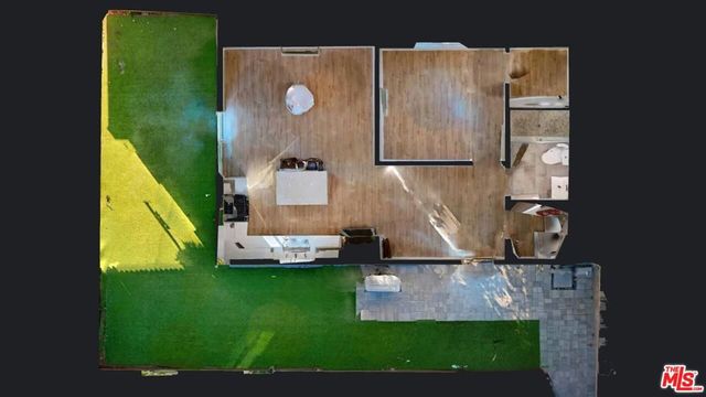 6440 Yarmouth Avenue, Reseda, CA 91335