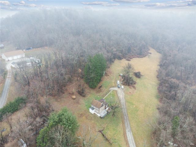 2651 Radebaugh Rd, Hempfield Twp, PA 15644