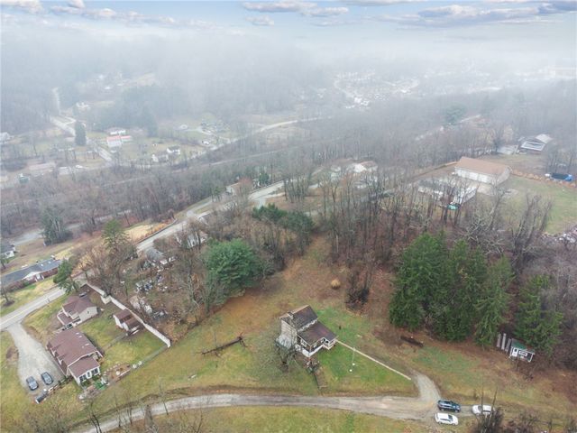 2651 Radebaugh Rd, Hempfield Twp, PA 15644