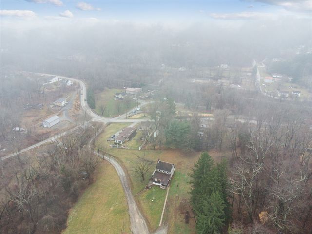 2651 Radebaugh Rd, Hempfield Twp, PA 15644