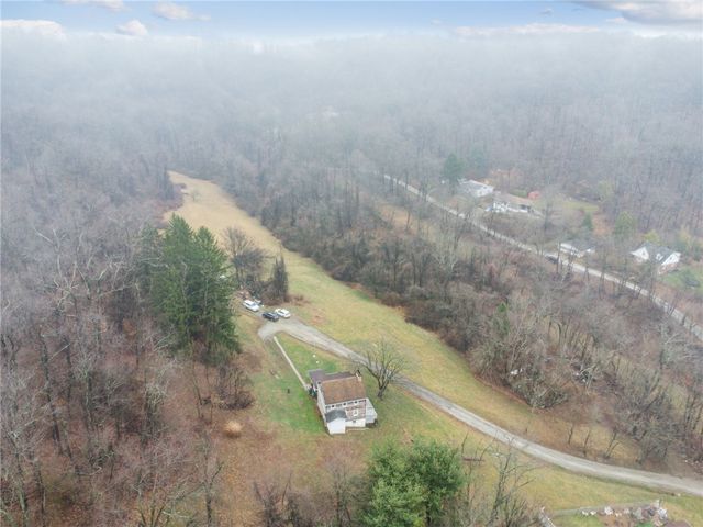 2651 Radebaugh Rd, Hempfield Twp, PA 15644