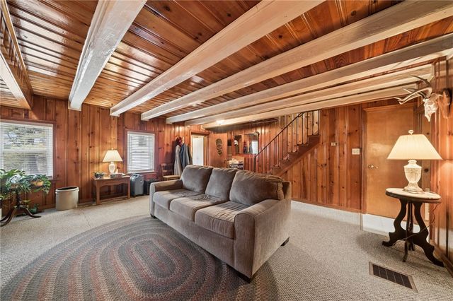 2651 Radebaugh Rd, Hempfield Twp, PA 15644