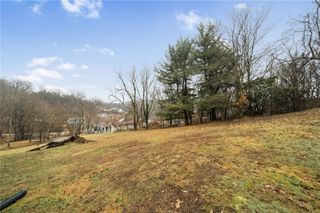 2651 Radebaugh Rd, Hempfield Twp, PA 15644