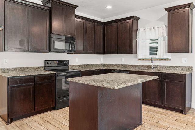 3611 Spencer Street, Greenville, TX 75401