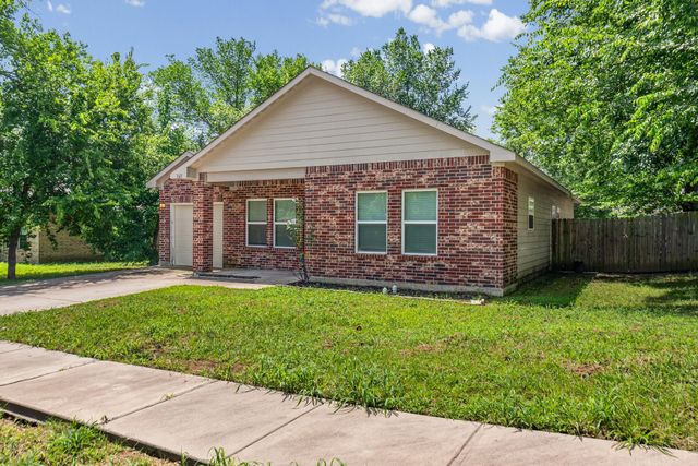 3611 Spencer Street, Greenville, TX 75401