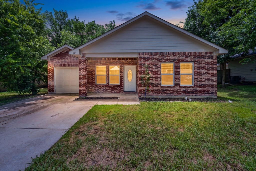 3611 Spencer Street, Greenville, TX 75401