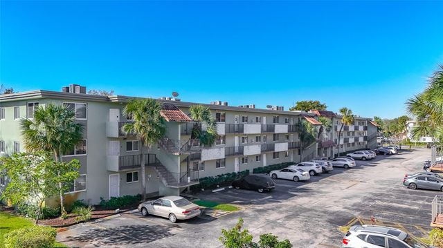 5935 Del Lago Circle 108, Sunrise, FL 33313