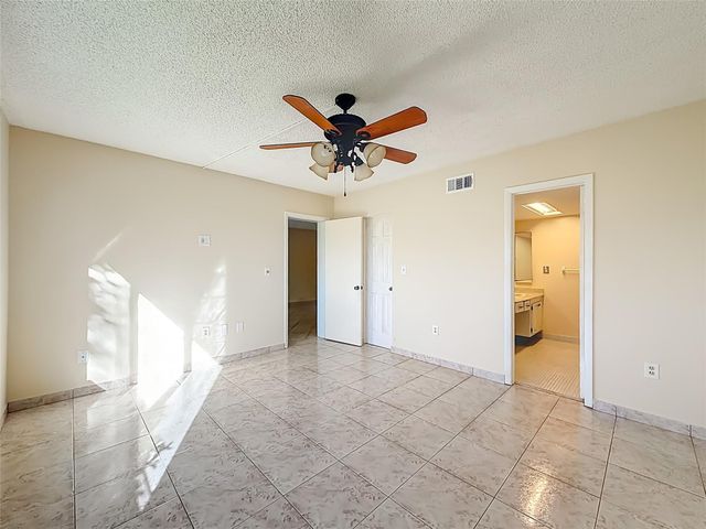 5935 Del Lago Circle 108, Sunrise, FL 33313