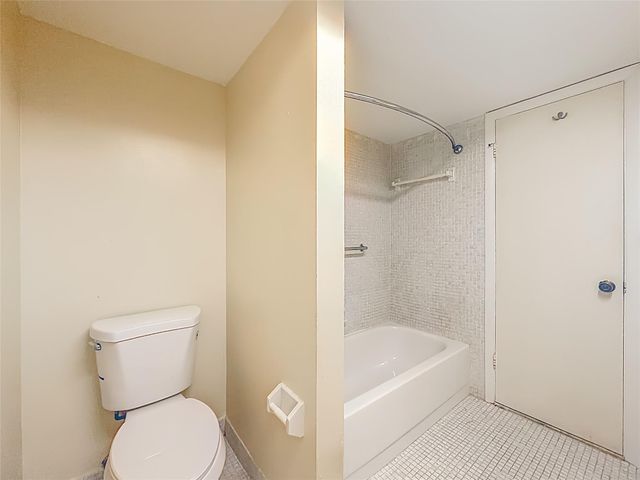 5935 Del Lago Circle 108, Sunrise, FL 33313