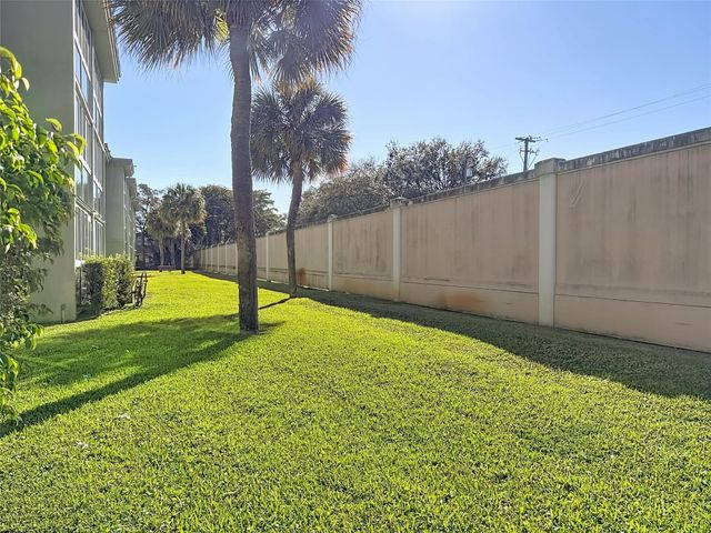 5935 Del Lago Circle 108, Sunrise, FL 33313