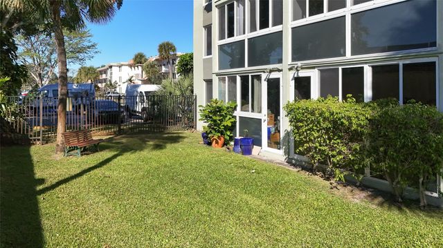 5935 Del Lago Circle 108, Sunrise, FL 33313