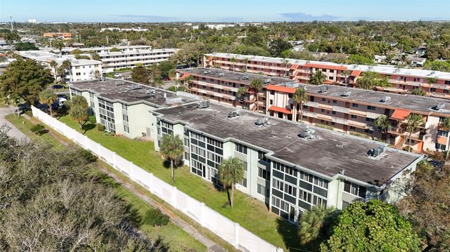 5935 Del Lago Circle 108, Sunrise, FL 33313