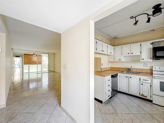 5935 Del Lago Circle 108, Sunrise, FL 33313