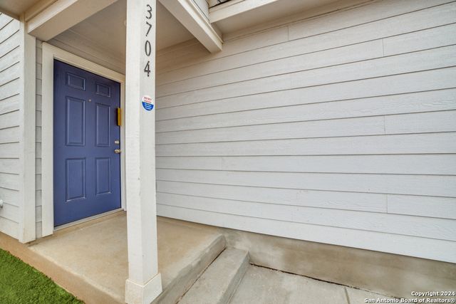 3704 Millbrook Way, San Antonio, TX 78245