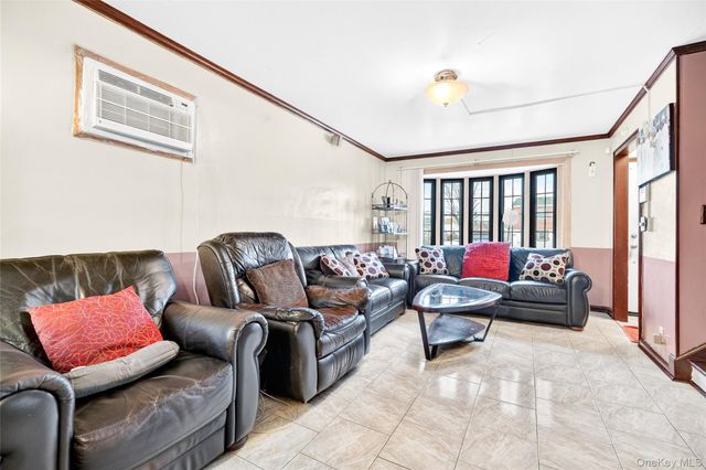 3062 Harding Avenue, Bronx, NY 10465