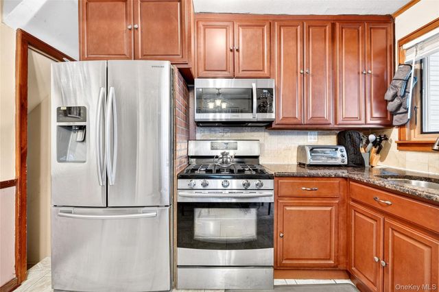 3062 Harding Avenue, Bronx, NY 10465