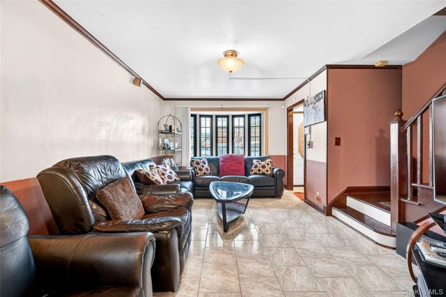 3062 Harding Avenue, Bronx, NY 10465