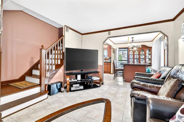 3062 Harding Avenue, Bronx, NY 10465