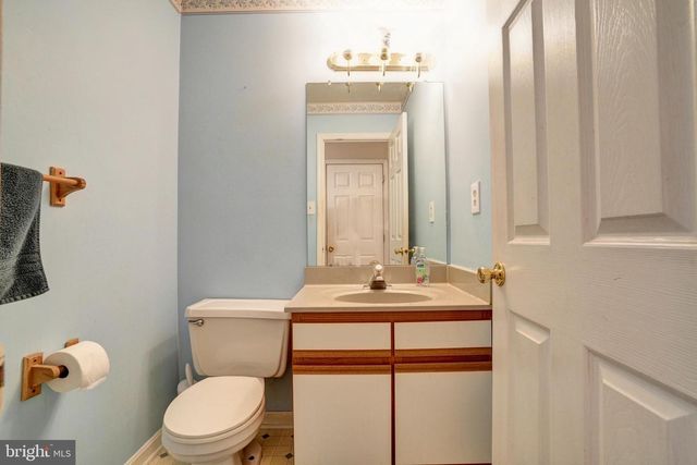 315 JENVILLE CT, Coatesville, PA 19320