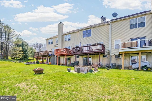 315 JENVILLE CT, Coatesville, PA 19320
