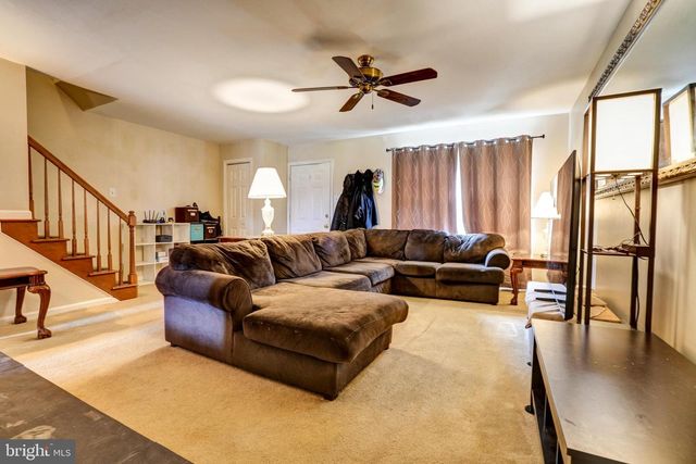 315 JENVILLE CT, Coatesville, PA 19320