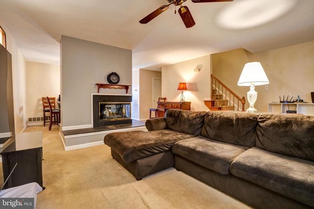 315 JENVILLE CT, Coatesville, PA 19320
