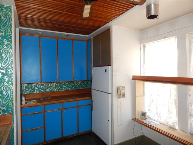 221 Sunset Dr, Wilkins Twp, PA 15235