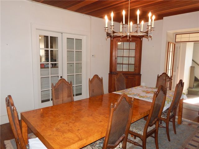 221 Sunset Dr, Wilkins Twp, PA 15235