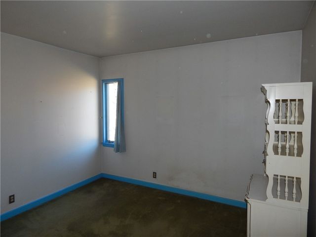 221 Sunset Dr, Wilkins Twp, PA 15235